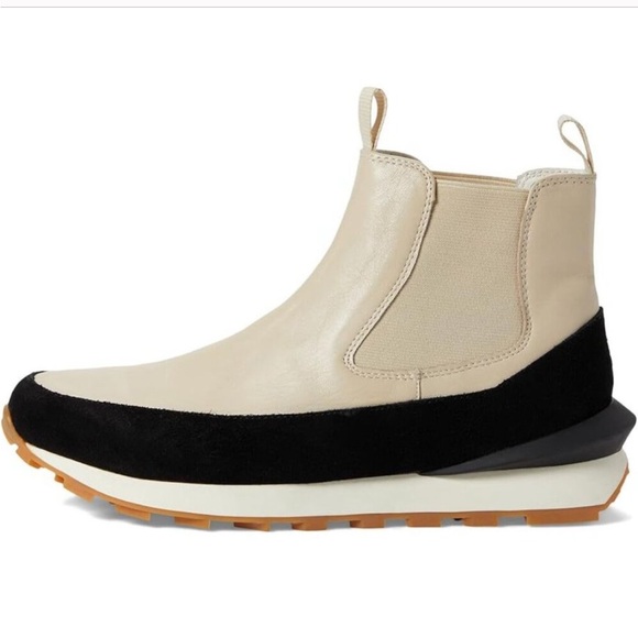 J Brand Shoes - J/Slides Shoes Eloise Beige Leather Slip On Ankle Boots
Size 9